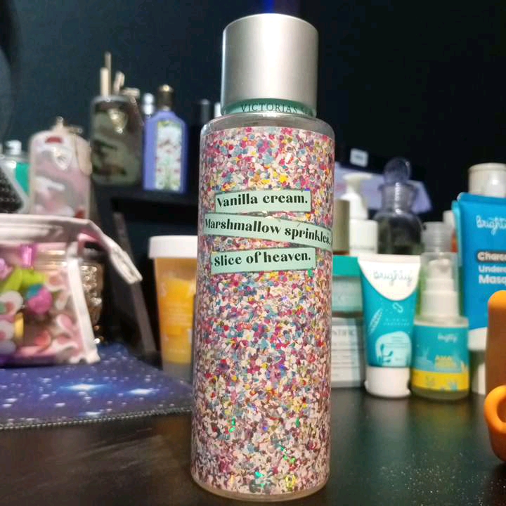 Cake Confetti Fragrance Mist imgfdn-3096f46a-0d15-454e-9017-6fbac93c4387