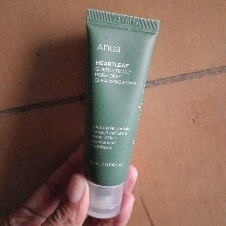Heartleaf Quercetinol Acne-prone Skin Pore Deep Cleansing Foam imgfdn-5d012c24-2839-4e21-bc85-99c8fb39a0ff