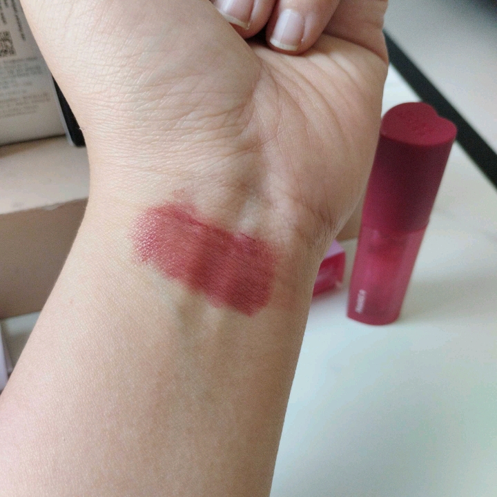 Heart Crush Glow Tint Air - 11 Drippin imgfdn-8e9b5861-05c7-4ed3-a8b2-6e2217f821b3