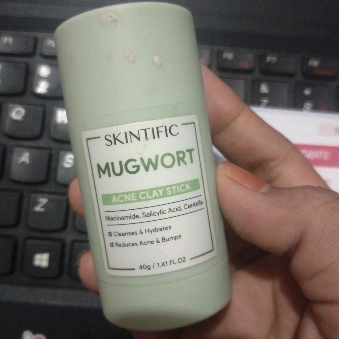 Mugwort Acne Clay Stick imgfdn-e71e3d50-c0e2-4c41-86fa-e26bfa65dd37