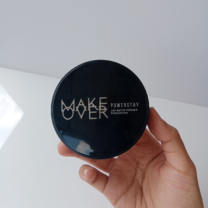 Powerstay 24H Matte Powder Foundation - W50 Creme Tan - Reformulation in October 2023 imgfdn-b5c0e930-827b-4e67-bdc2-ee9acb197883