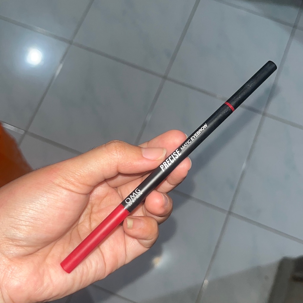 Precise Matic Eyebrow - 01 Dark Brown imgfdn-23488f3b-cf57-4509-a429-fb5307cb3385