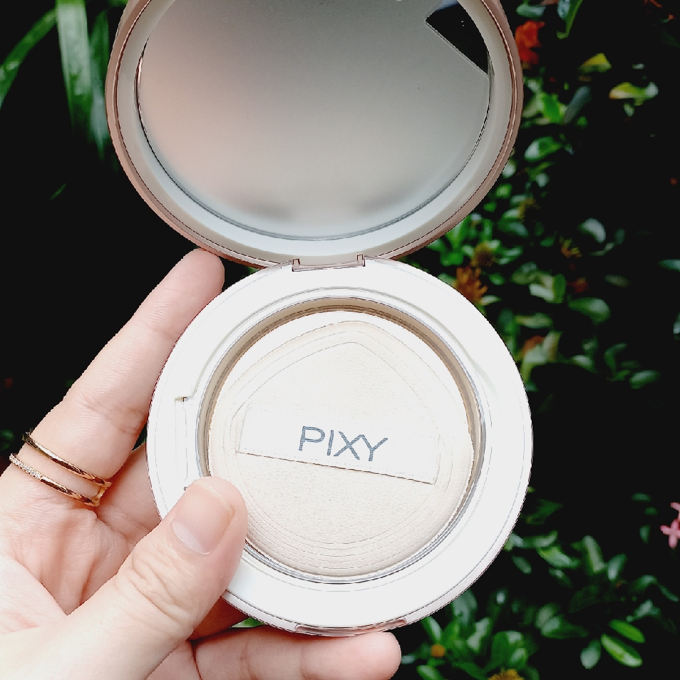 Fixed Matte Powder Foundation - 202N Light Ivory imgfdn-30055e2a-6aad-4efe-8d9e-a2524b691fd7