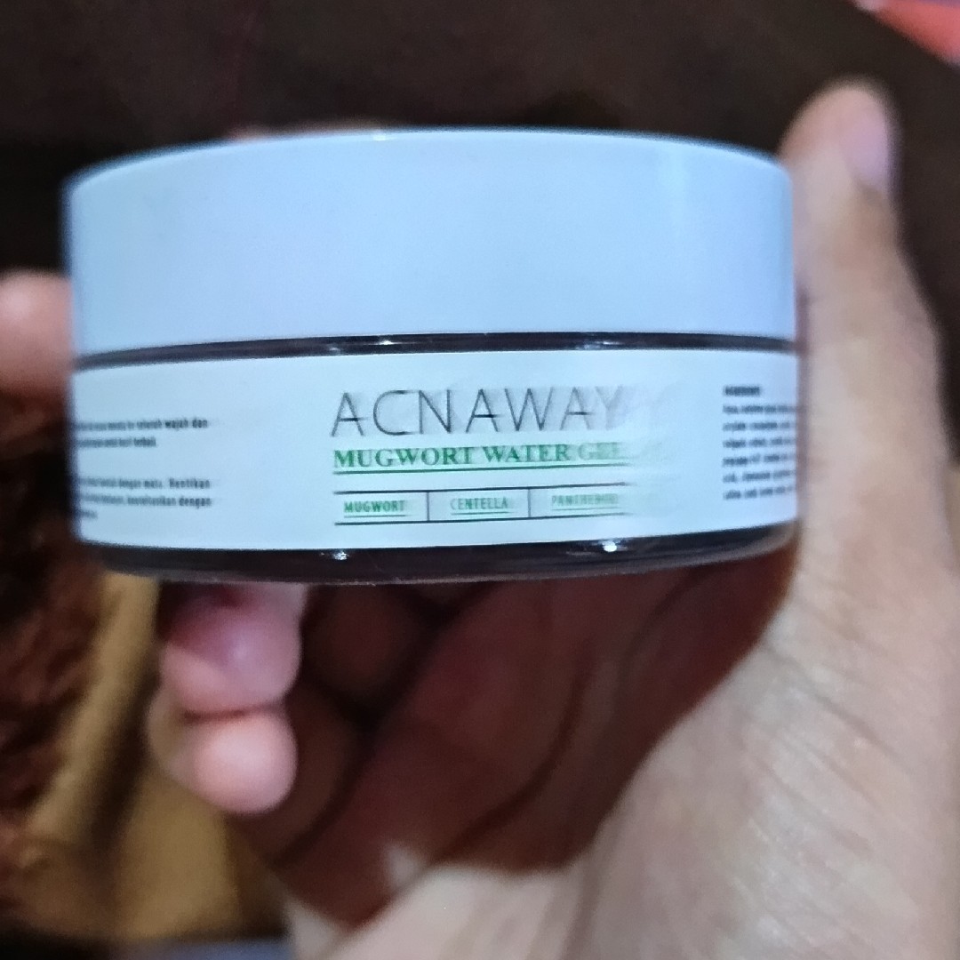 Mugwort Water Gel imgfdn-2af77767-51b8-4fef-ab6a-25cce4880139