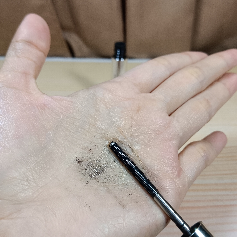 Iron Mascara imgfdn-4946620b-8007-47ad-b6c4-d8ee7512e714