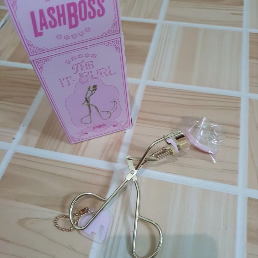 It Curl Eyelash Curler imgfdn-d6adefb6-165f-43dd-8f28-127058167df7