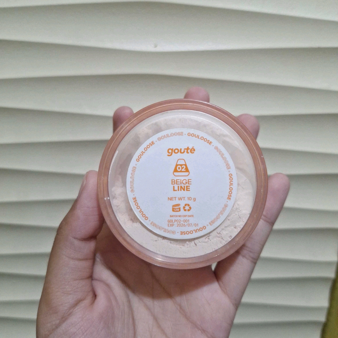 Gouloose  - 02 Beige Line imgfdn-532e7fa7-2340-4c2d-a4a9-79519f557400