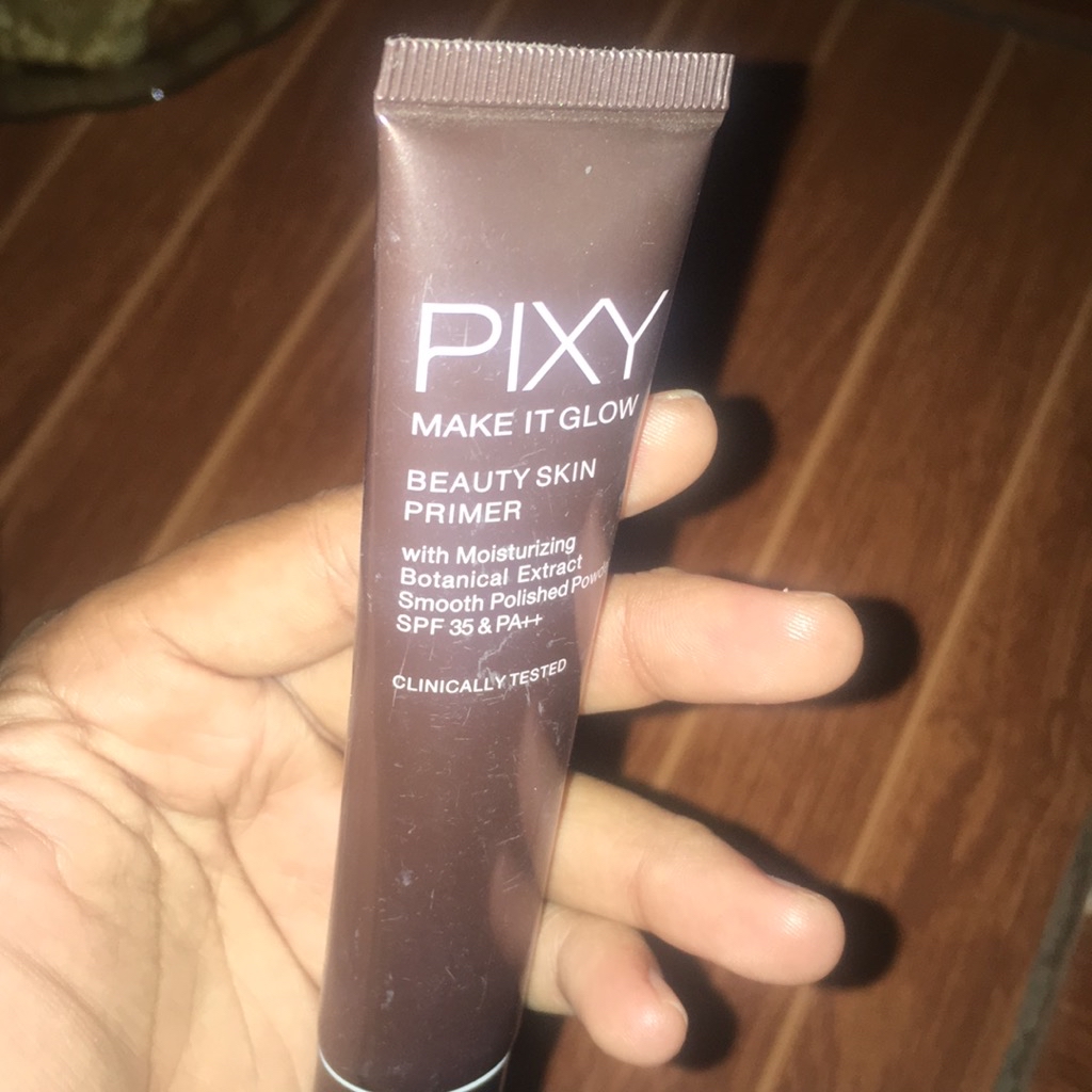 Make It Glow Beauty Skin Primer - 101 Beige imgfdn-ad4ff5f2-3309-47f0-b7e0-e57bc88ed93a