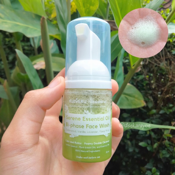 Serene Essential Oil Bi-phase Face Wash imgfdn-f1ea1af8-7e69-4b97-8b80-8d1af9cf9441