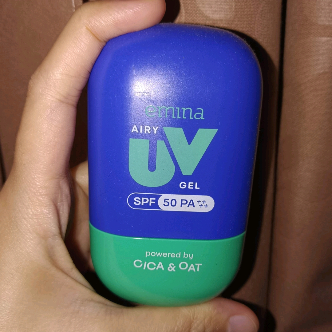Emina UV Gel Sunscreen SPF 50 PA++++ - Airy imgfdn-0ca6d3fb-ac19-4971-8293-df1a5e21171d