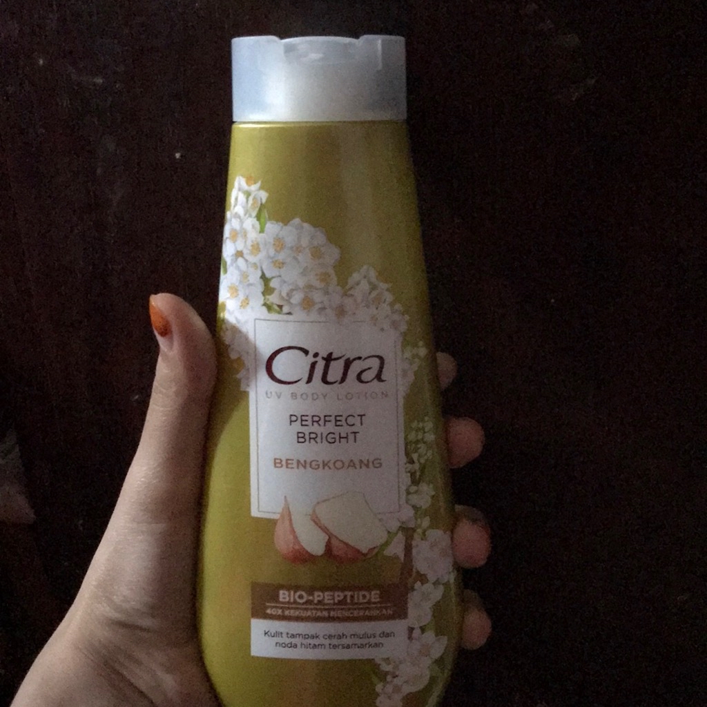 UV Body Lotion Bio-Peptide - Bengkoang Perfect Bright imgfdn-224d9cb8-ea8b-46f9-9ce9-1b20e11dd0b6
