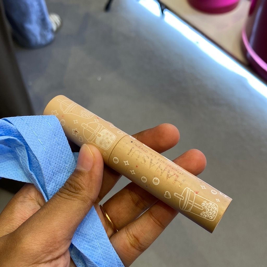 Mattedorable Lipcream - 15 Flame imgfdn-d1a1cbdc-5fd7-4330-a073-8a7760783e6f