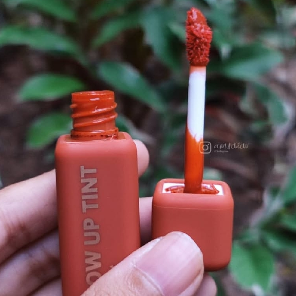 Glow Up Tint - Confident imgfdn-fc53f794-50df-4d99-a62b-6f4fdc6fcb63