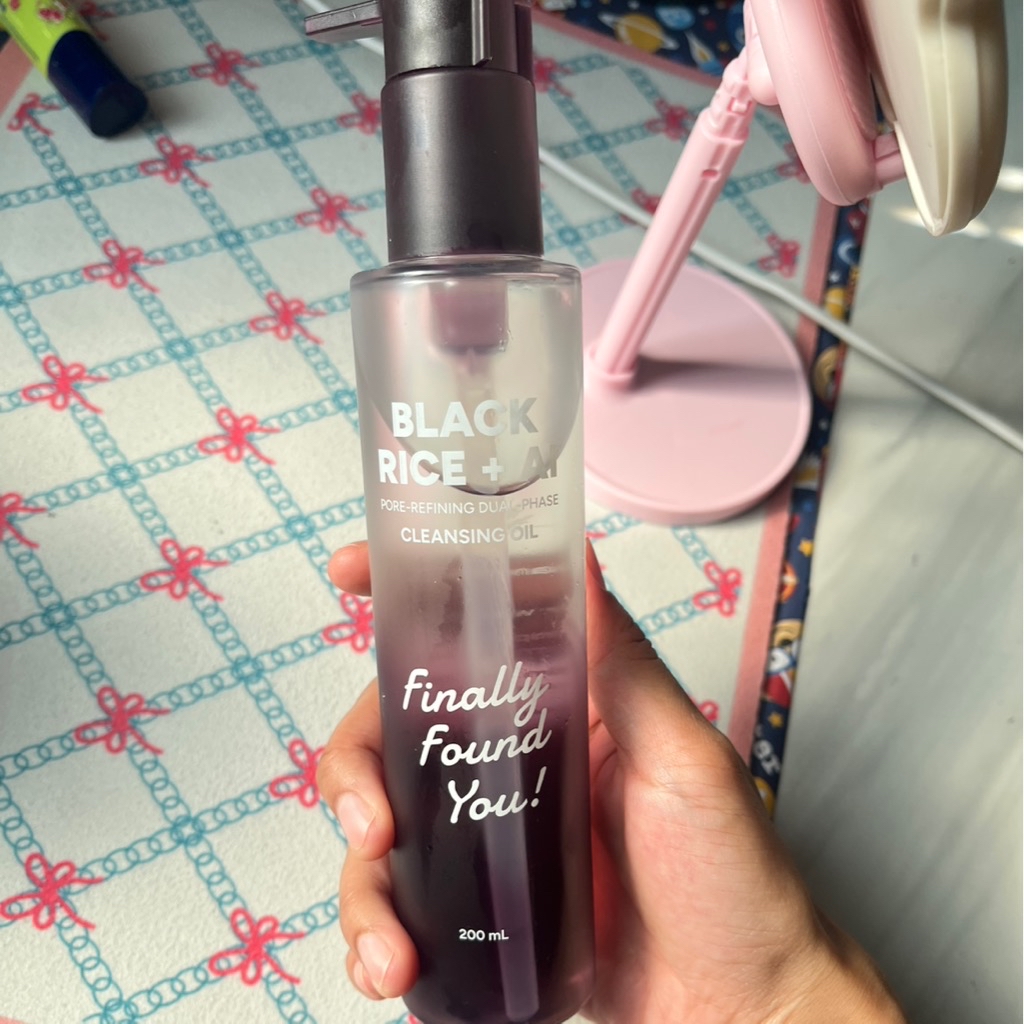Black Rice + AI Pore-Refining Dual-Phase Cleansing Oil imgfdn-7361e587-baf8-411f-96b9-70319fc21575