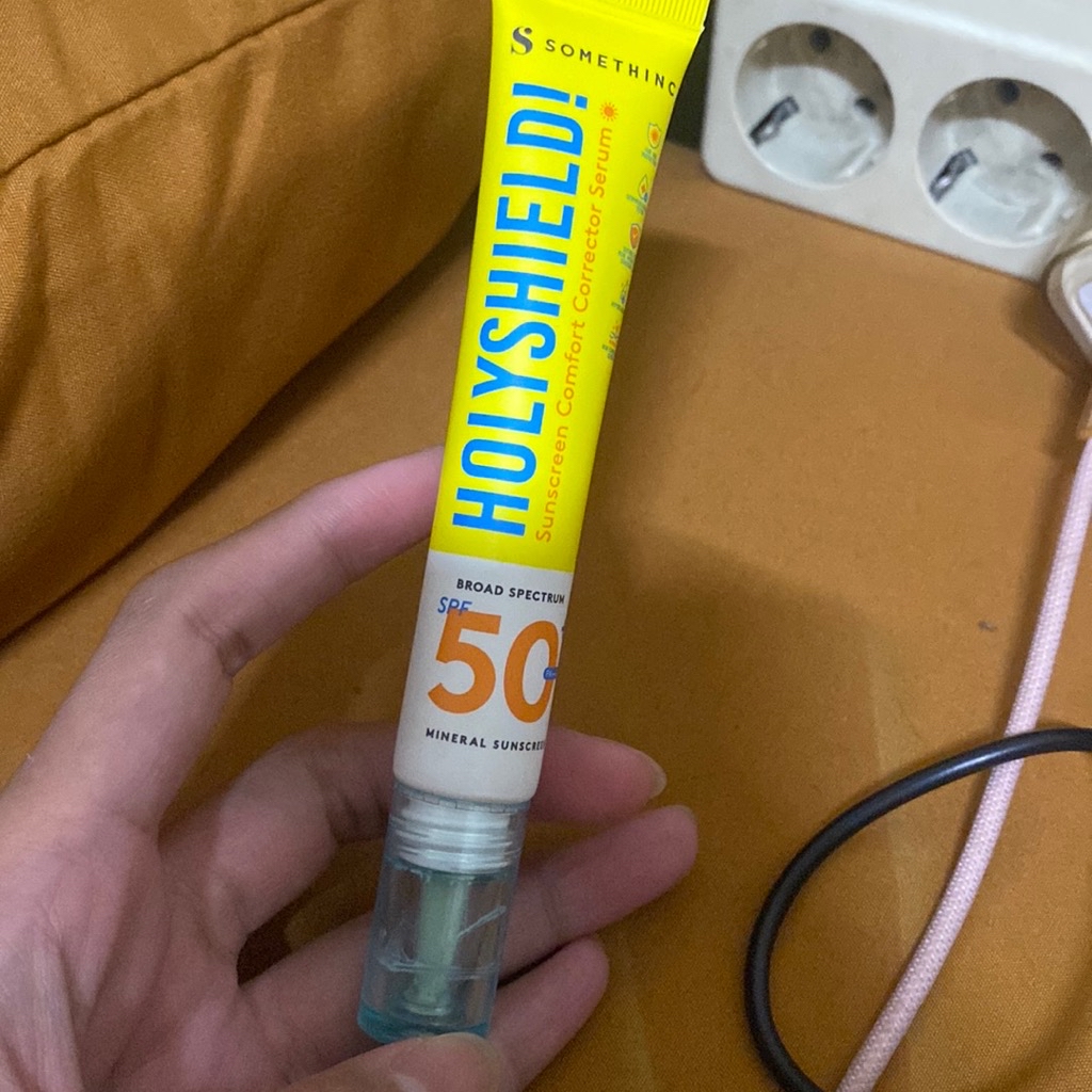 Holyshield! Sunscreen Shake Mist SPF 50+ PA++++ imgfdn-4def12d0-f5a8-471e-a87e-890c748eba3f