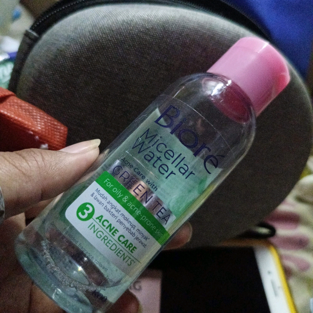Micellar Water Acne Care imgfdn-fecf7a90-7e2a-4fe9-b3f9-bef4761be7ca