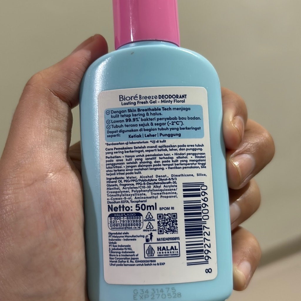 Breeze Deodorant Gel - Minty Floral imgfdn-df1e2204-4796-4039-b7e7-a471e4bc33ce