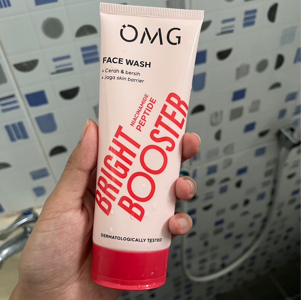 Bright Booster Face Wash imgfdn-2022bdf9-0f6f-458f-90ae-04747329ee11