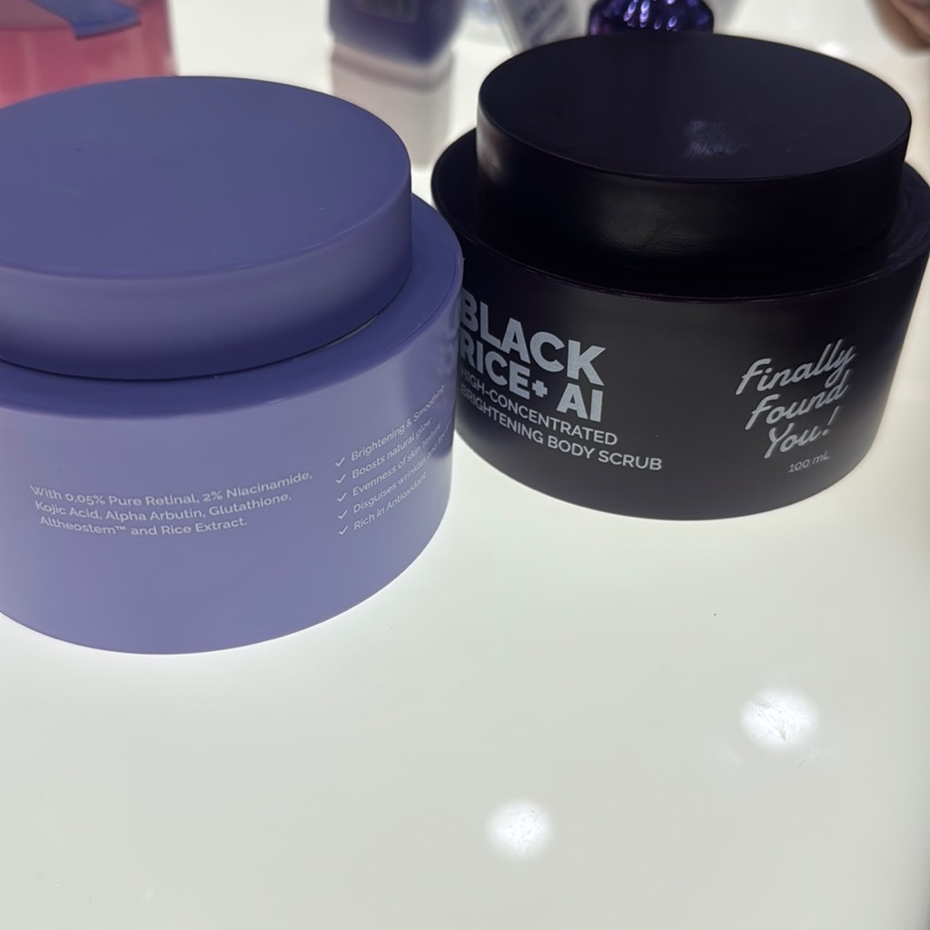 BLACK RICE+ AI High-Concentrated Brightening Body Scrub imgfdn-8fc6ccf1-714c-4e80-850e-c940290a1a76
