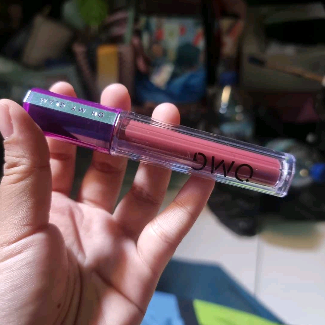 Oh My Glam Mattelast Lip Cream - 29 Berry Pancake imgfdn-41396701-99b2-4dd8-93d4-0ddcbb775cd9