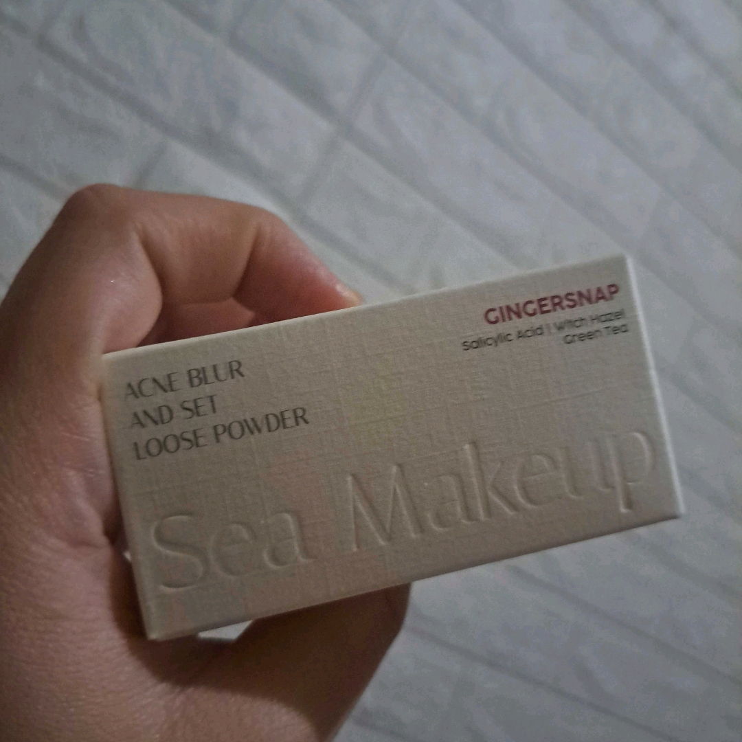 Acne Blur and Set Loose Powder - Gingersnap imgfdn-63ed18ec-be60-4e79-bba5-9d7ad8122348