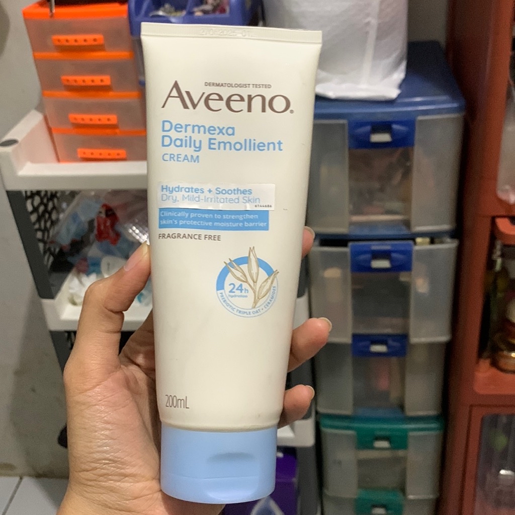 Dermexa Daily Emollient Cream imgfdn-b23e4aaf-4f5f-4d3b-a771-09d6abf5c86c