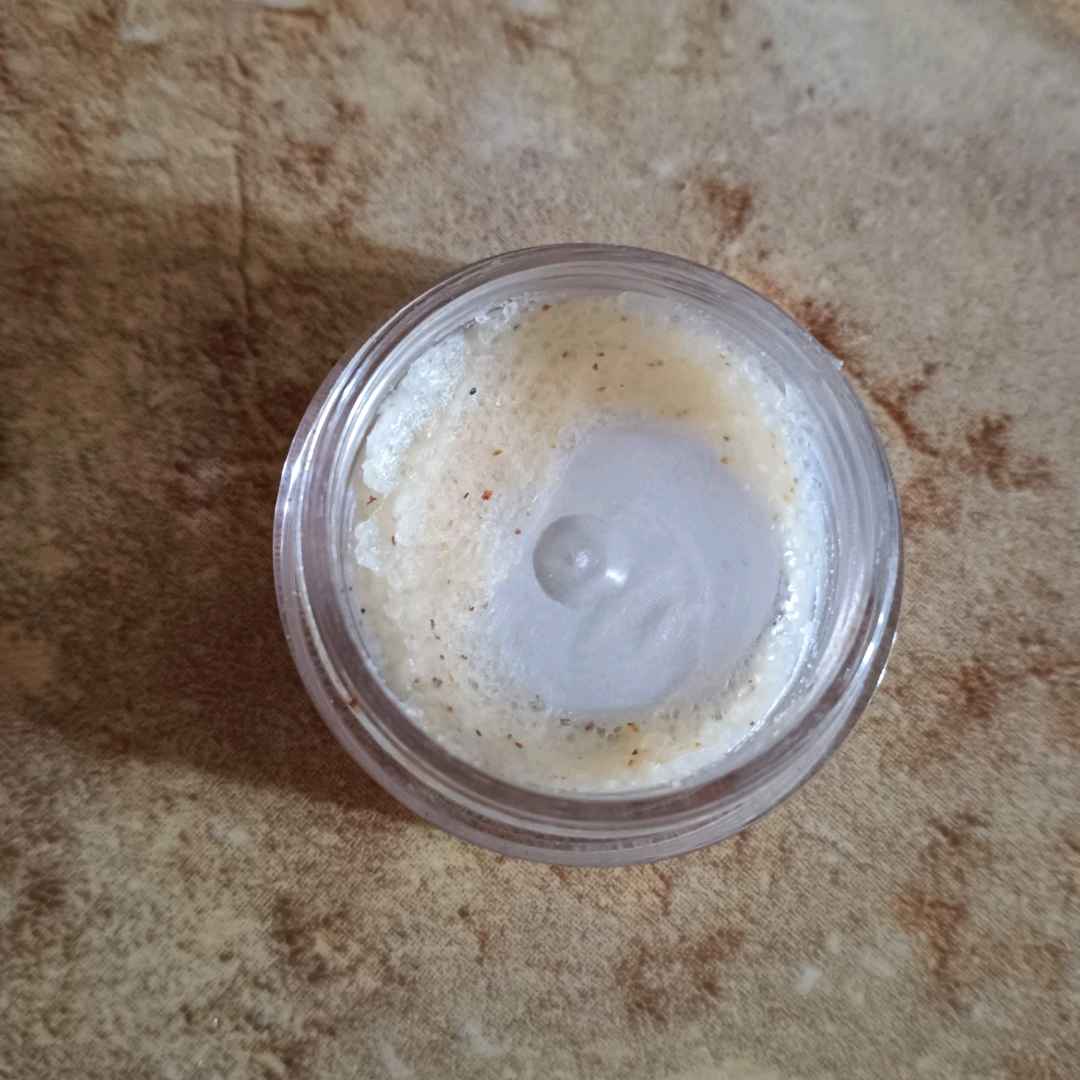 Sugar Rush Lip Scrub imgfdn-a3321b07-e559-4c88-8d35-10d5a1c6b496