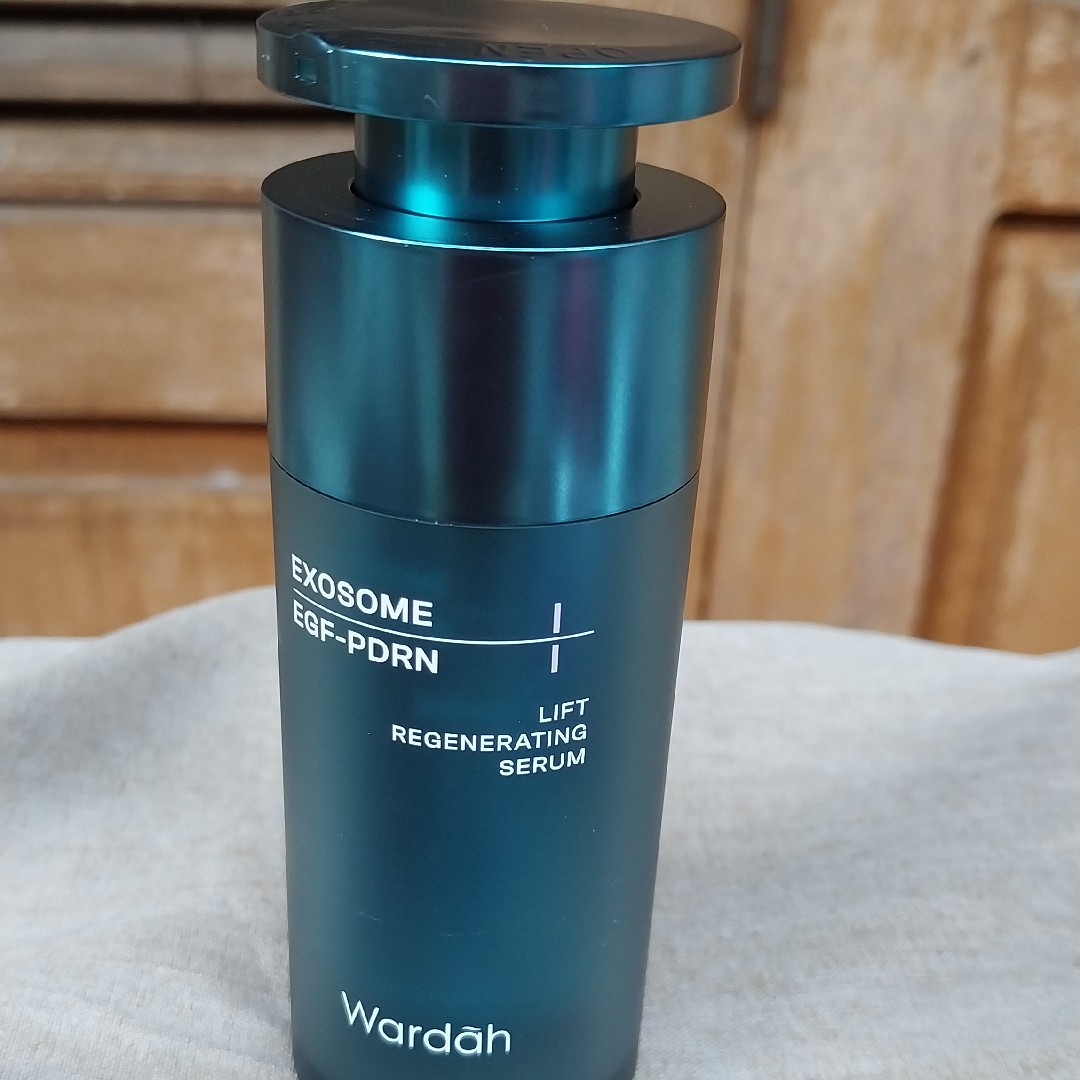 Lift Regenerating Serum imgfdn-f7ae3a4c-f291-4dab-bfd1-64d4e7ec1dd4