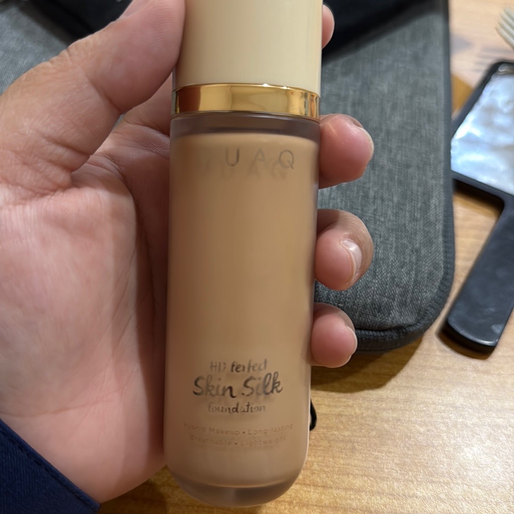High Definition Perfect Skin Silk Foundation - Sumatera imgfdn-73fd9f01-9124-4e63-863b-631f7c85b51f