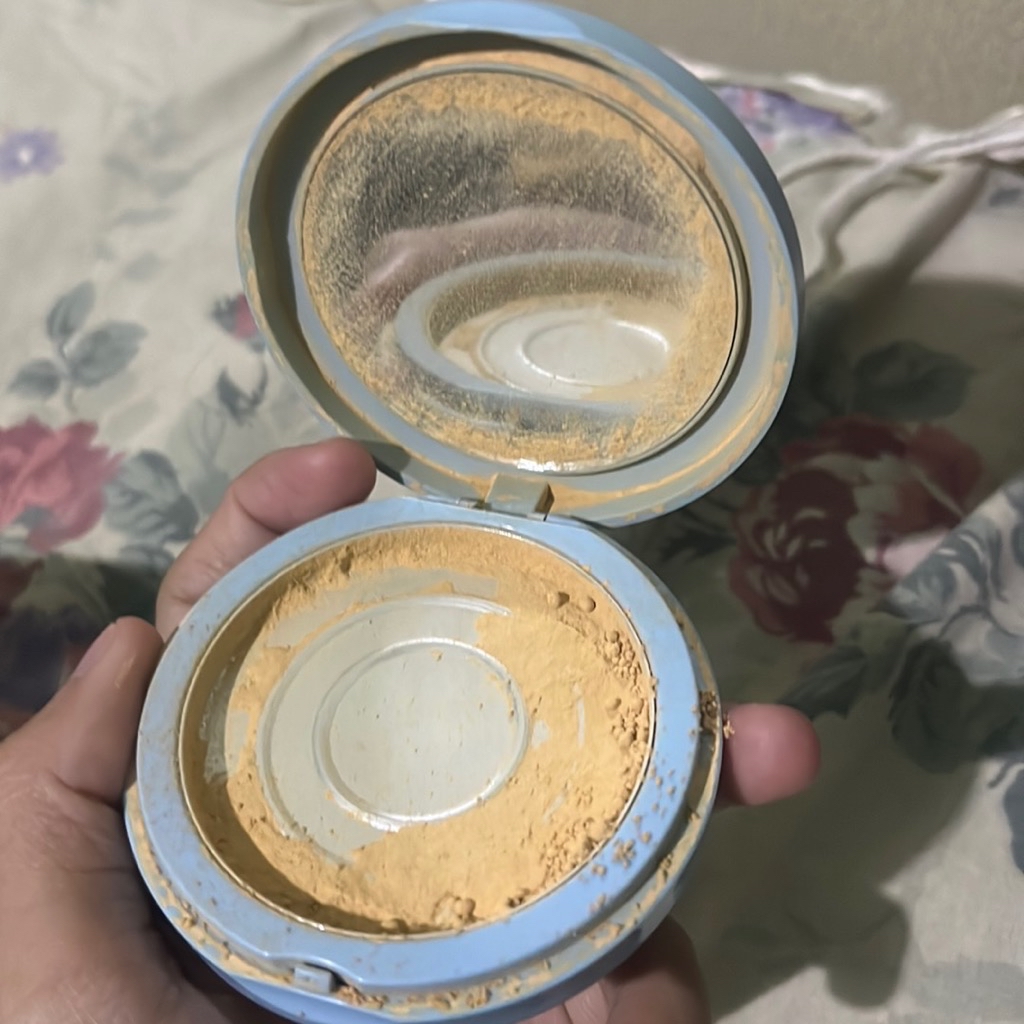 Lightening Matte Powder - 01 Neutral Fair (12N) - Reformulation in October 2023 imgfdn-c1fbf13c-27fd-47b4-a1b6-850e79465c2a