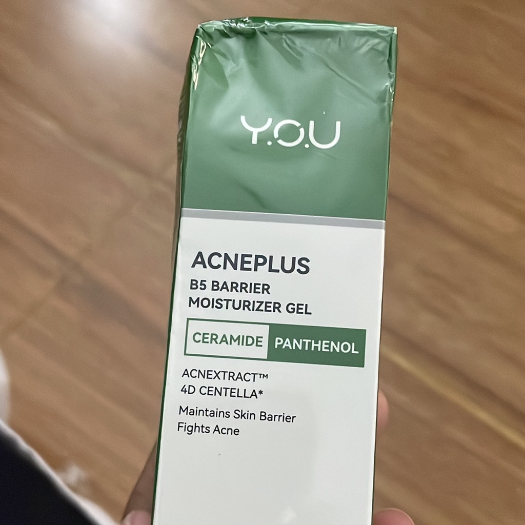AcnePlus B5 Barrier Moisturizer Gel imgfdn-bf1b3ac8-ea5e-4646-9442-1b4eb7822c51