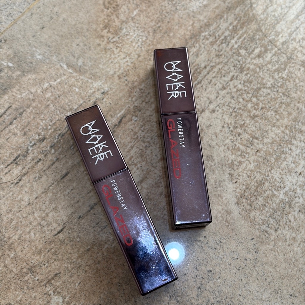 Powerstay Glazed Lock Lip Pigment - D11 Pompous 2.0 imgfdn-1a6169c1-38a0-47a8-bcf7-59f48ad9b4a8