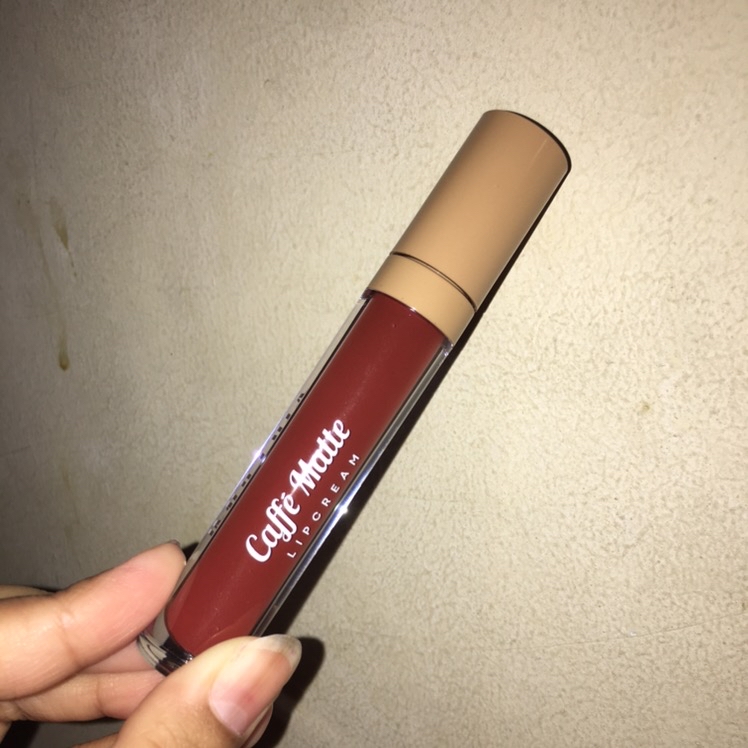 Caffé Matte Lip Cream - 301 Americano imgfdn-edb0697c-5d71-4185-ada1-0dfbceba1ab9