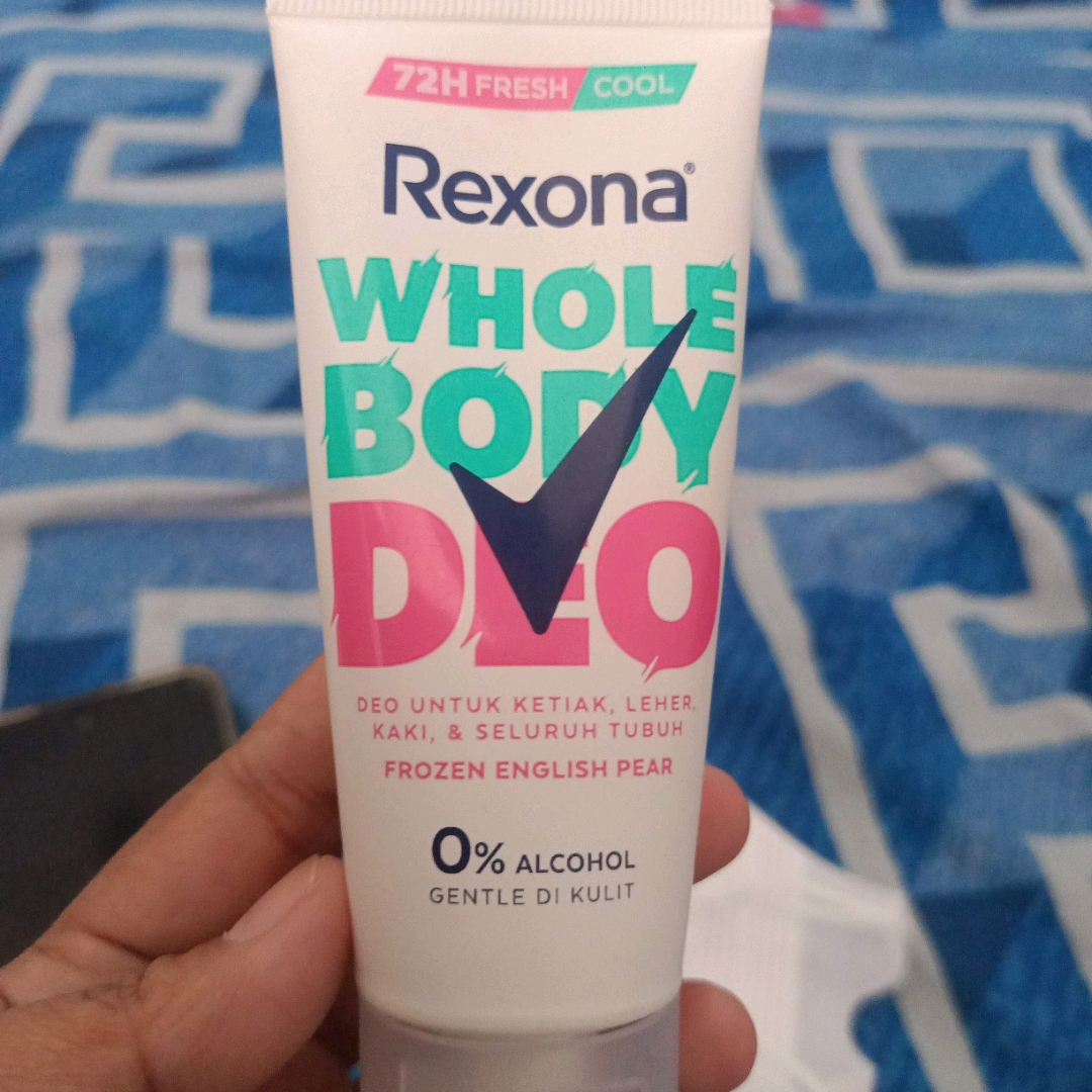 Whole Body Deo - Frozen English Pear imgfdn-e33869de-205c-4150-a1e4-934196685644