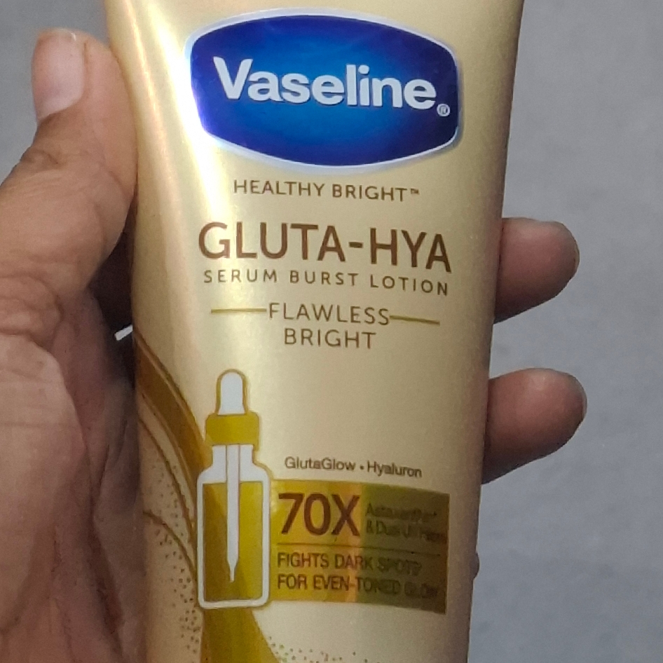 Healthy Bright Gluta-Hya Serum Burst Lotion - Flawless Bright imgfdn-4e9aff78-9d7f-4b30-9717-c81bfe2cf761