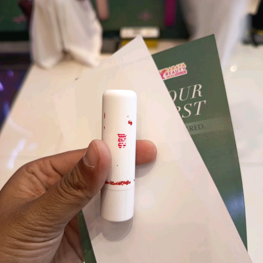 Lip Care Stick SPF 30 imgfdn-46c736c0-de1b-42ca-ab50-f1515570a750