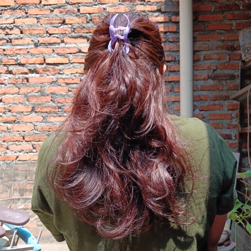 Color Naturals UC Fashion - Ash Blonde imgfdn-47a88507-40e2-4d57-81df-0475f8a775a2