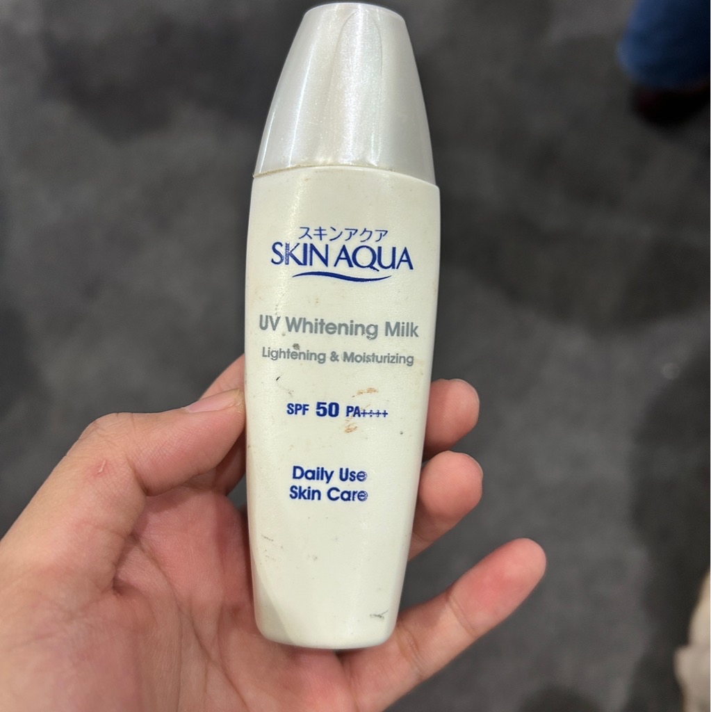 UV Whitening Milk imgfdn-2c20e580-ac5c-4249-a0d2-2ab40e1a086f