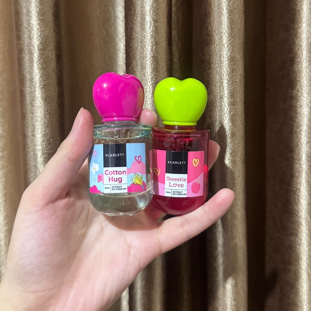 Cotton Hug Extrait De Parfum  imgfdn-7892b987-9029-42b3-8fd2-b0e7e7d29432