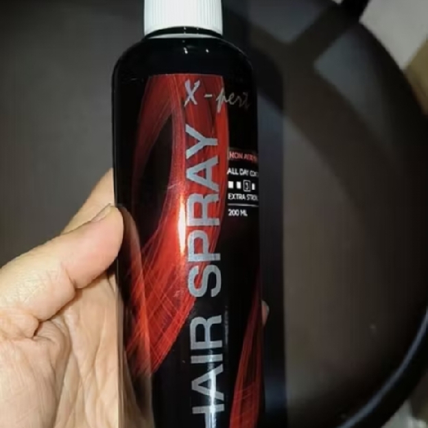 X-pert Non aerosol Hair Spray Extra strong - Non aerosol 200ml imgfdn-688e0ac9-b21e-4a09-ad06-1fe1e549b7e4