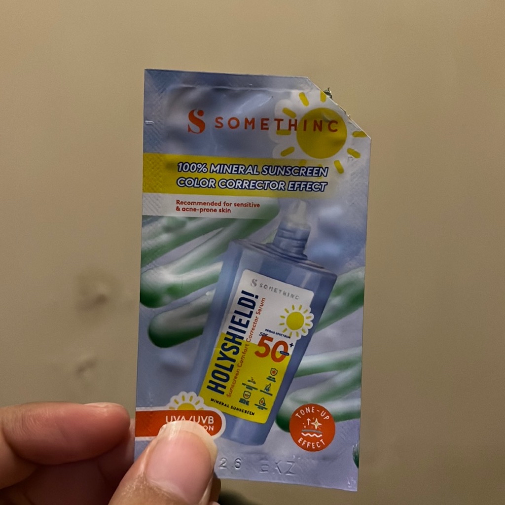Holyshield! Sunscreen Comfort Corrector Serum SPF 50+ PA++++ imgfdn-ac8f4e31-da1c-4c86-a79d-9bc57643c82d