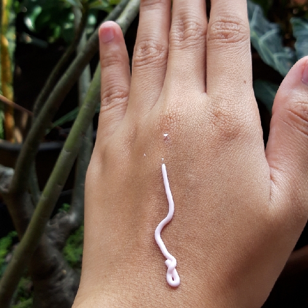 Fragrance Brightening Body Serum - Velvet Rouge imgfdn-820d15a1-0494-48cf-bd92-bb22db7d5fb0