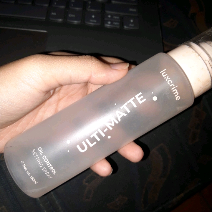 Ulti-Matte Oil Control Setting Spray imgfdn-538c4530-0a84-45ce-beeb-ff20169b81b0