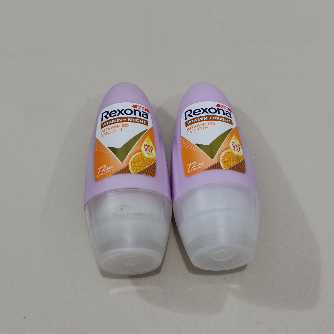 Anti-Perspirant Roll On Advanced Smooth imgfdn-ebc3869a-114e-4fe0-8fd0-368671fda994
