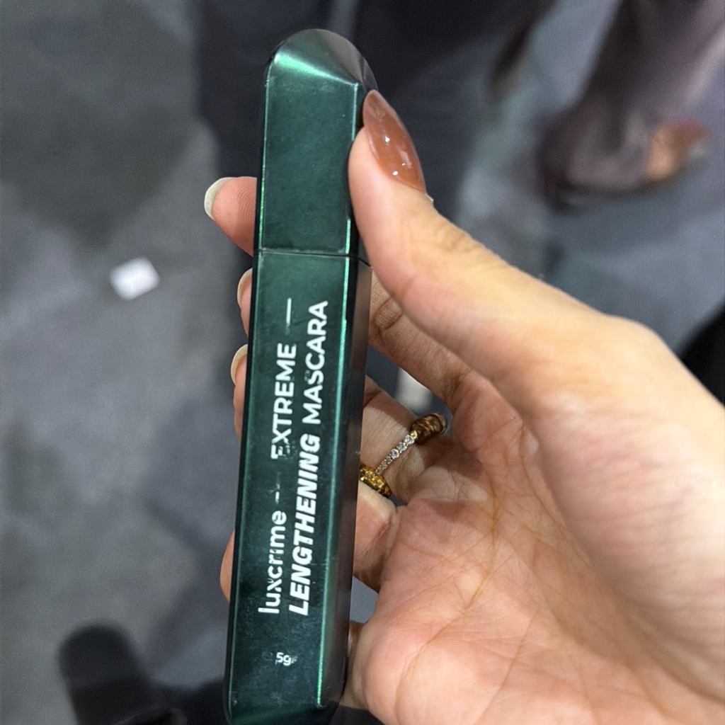 Extreme Lengthening Mascara imgfdn-8034a4d2-73c5-42d9-b145-41ca39ee2493