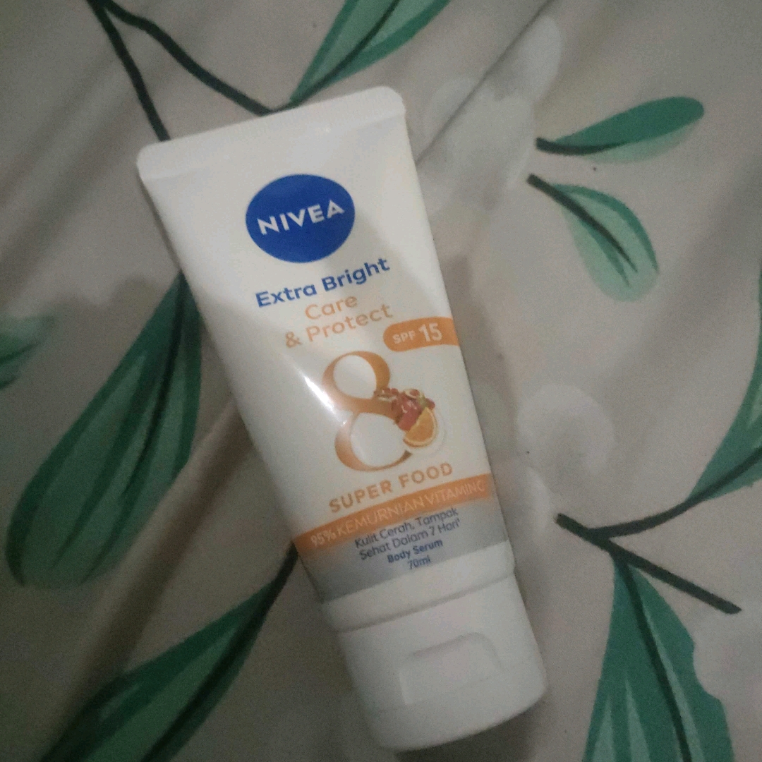 Extra Bright Care & Protect 8 Super Food Body Serum imgfdn-1fa1b3a0-7e03-4e06-9fb9-cc5478fc19f7