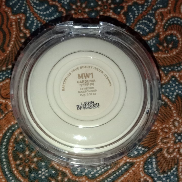 True Beauty Inside Cushion - 02 Medium Blossom Bud imgfdn-5c1b6933-1055-4a12-8f43-4e5b2052964b