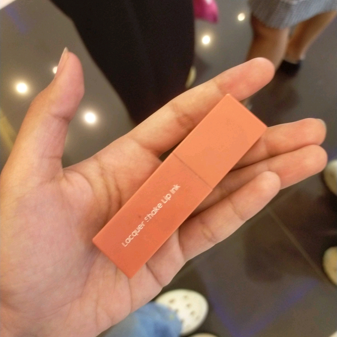 Lacquer Shake Lip Ink - Marttini imgfdn-0e051133-dbb4-4bde-91a8-7ed7bcc2bf91