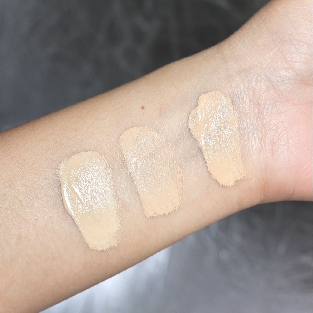 Unbothered Demi-Matte Cushion - W00 Chiffon imgfdn-3545fb28-5773-4f8e-bc46-9eb322b9dcc2