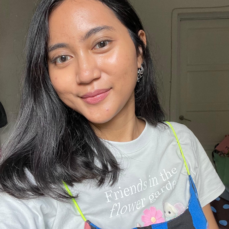 Rice+ Glass AI Skin Tint Fluid Sunscreen With Broad Spectrum - AI-04 imgfdn-2f8bc4d6-d39a-4b8b-a1dd-cc193a00b7b6